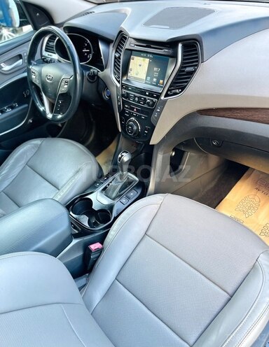 Hyundai Santa Fe-7