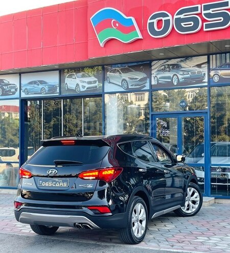 Hyundai Santa Fe-15