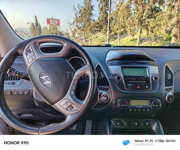 Hyundai ix35-13