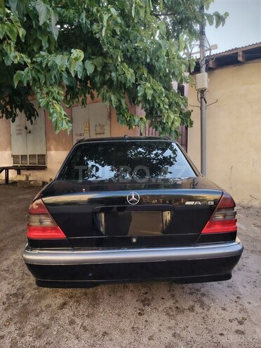 Mercedes C 230-8