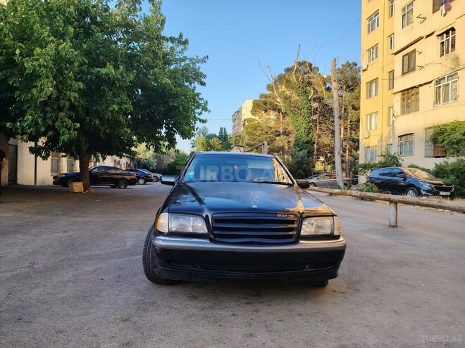 Mercedes C 230-6