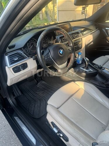 BMW 330-9