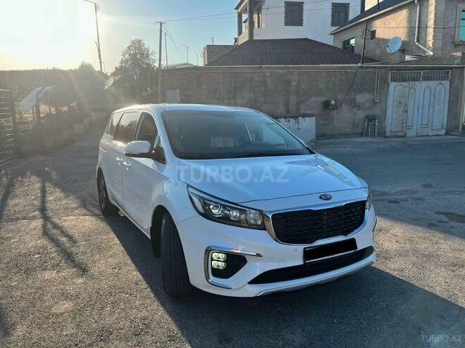 Kia Carnival-6
