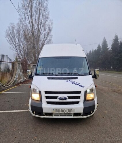Ford Transit-1