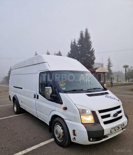Ford Transit-2