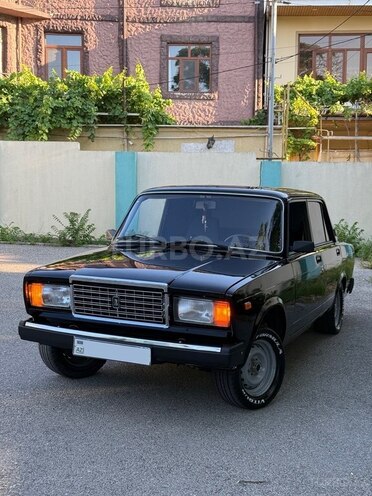 LADA (VAZ) 2107-4