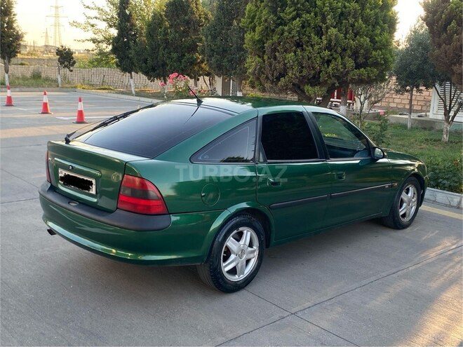 Opel Vectra-6