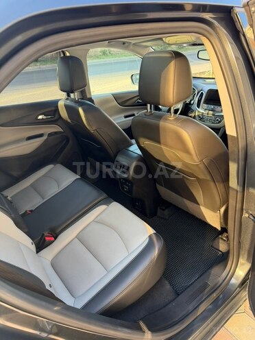 Chevrolet Equinox-12