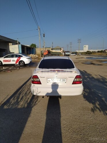 Daewoo Leganza-4