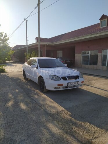 Daewoo Leganza-3