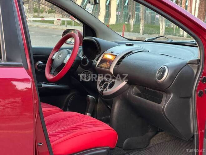 Nissan Note-6