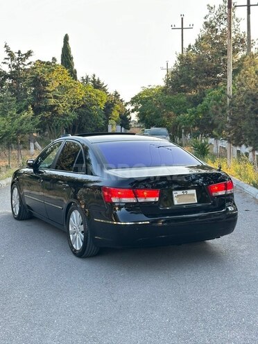 Hyundai Sonata-2