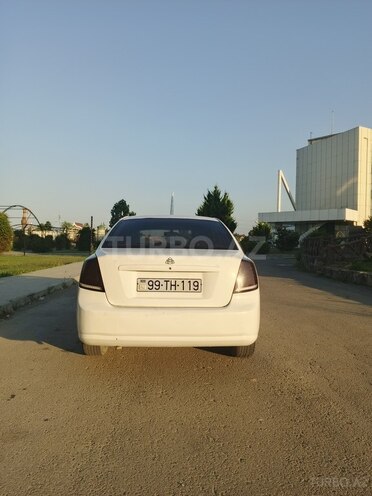 Daewoo Gentra-2
