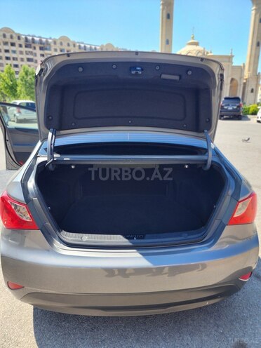 Hyundai Sonata-8