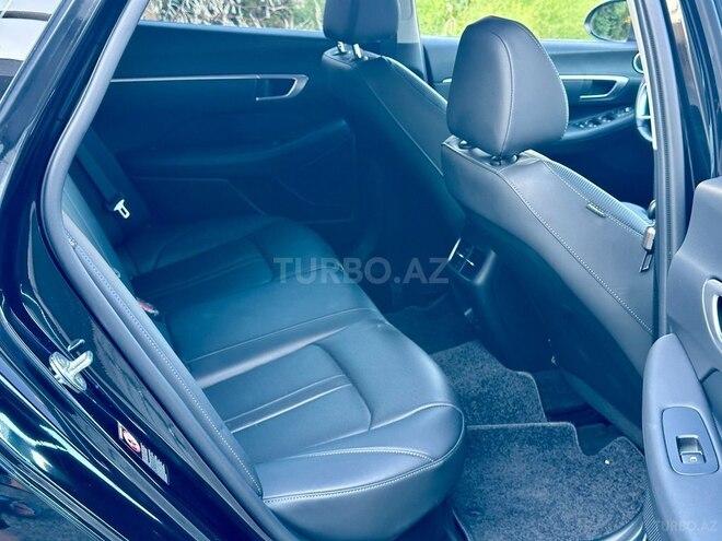 Hyundai Sonata-10