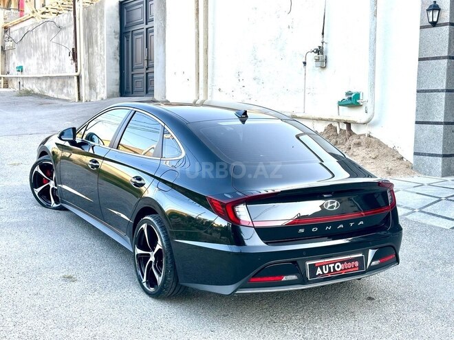 Hyundai Sonata-2