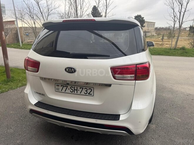 Kia Carnival-6