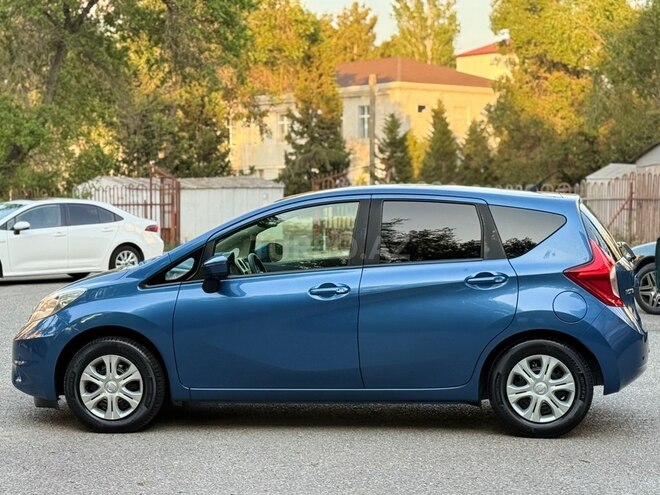 Nissan Note-5