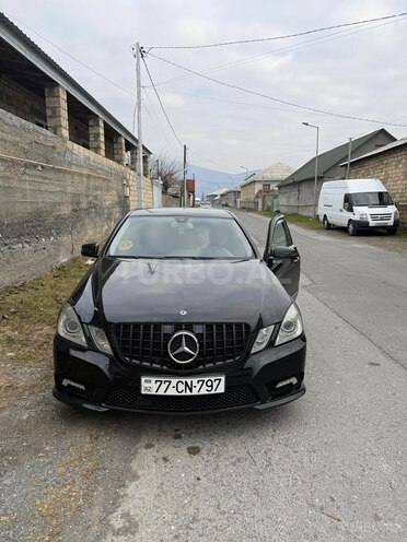 Mercedes E 220-3