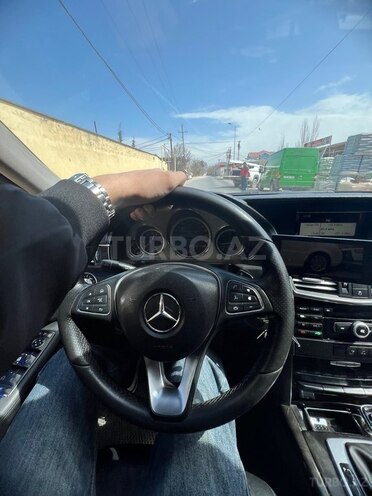 Mercedes E 220-4