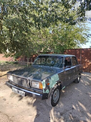 LADA (VAZ) 2107-1