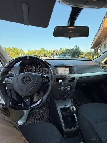 Opel Astra-2