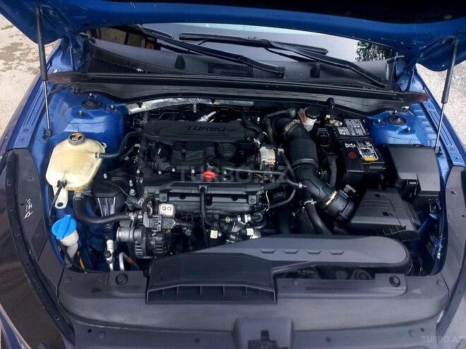 Kia K5-10