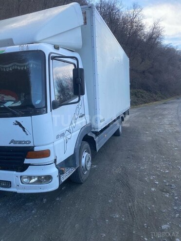 Mercedes Atego 815-2