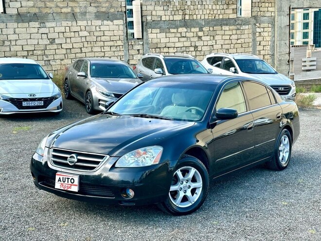 Nissan Altima-3
