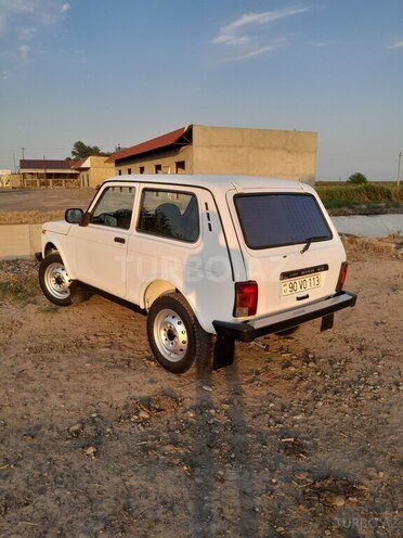 LADA (VAZ) Niva-6