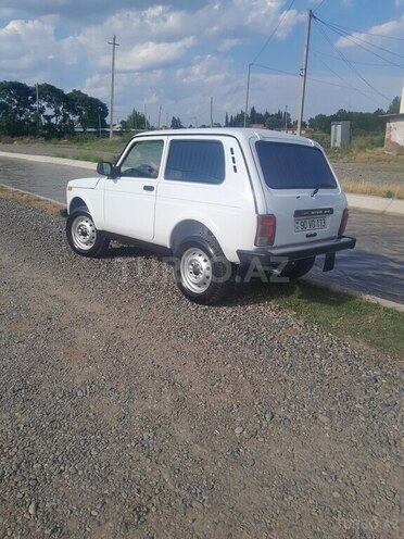 LADA (VAZ) Niva-14