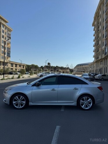 Chevrolet Cruze-6