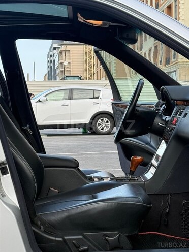 Mercedes E 280-15