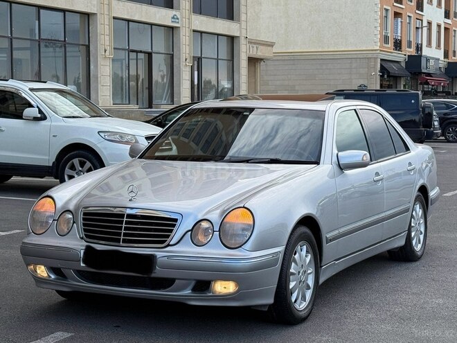 Mercedes E 280-5