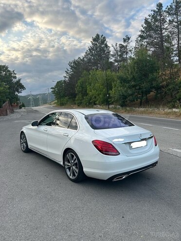 Mercedes C 300-13