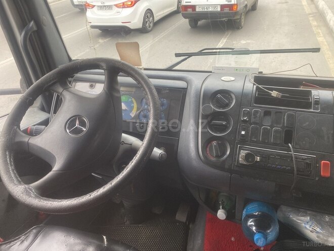 Mercedes Atego 815-9