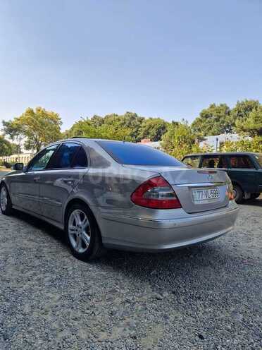 Mercedes E 220-9