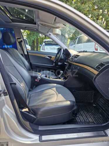 Mercedes E 220-4