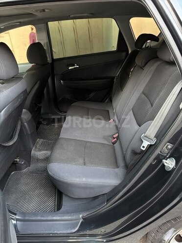 Hyundai i30-7