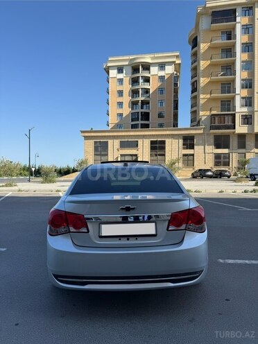Chevrolet Cruze-2