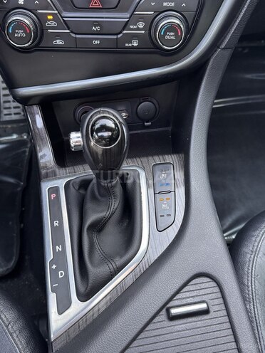Kia Optima-15