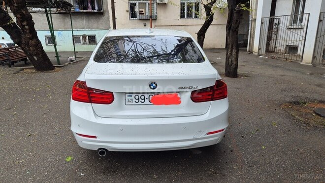 BMW 320d-6