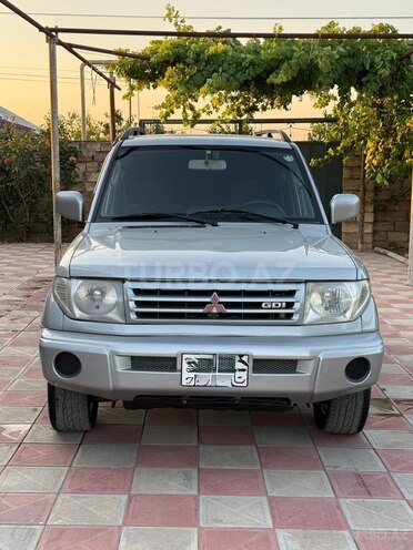 Mitsubishi Pajero io-1