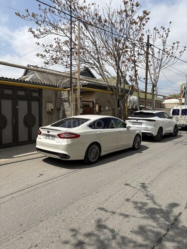 Ford Mondeo-11