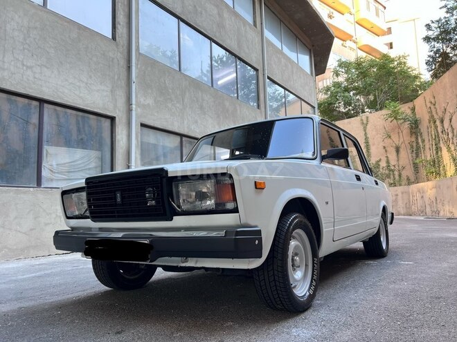 LADA (VAZ) 2107-5