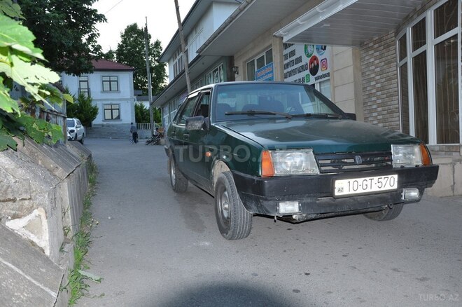 LADA (VAZ) 21099-3