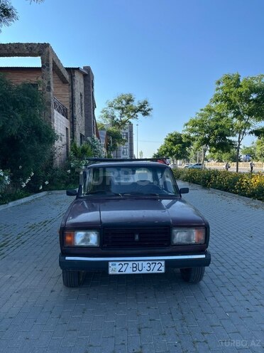 LADA (VAZ) 2107-1