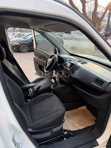 Opel Combo-7