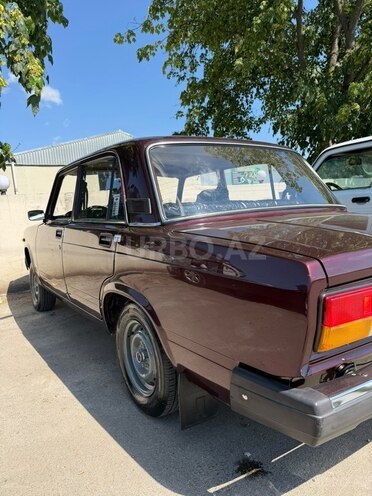 LADA (VAZ) 2107-15