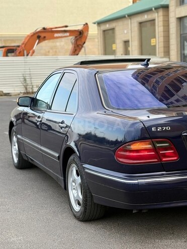Mercedes E 270-14